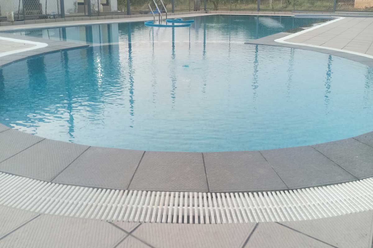 Over Flow model swimmingpool